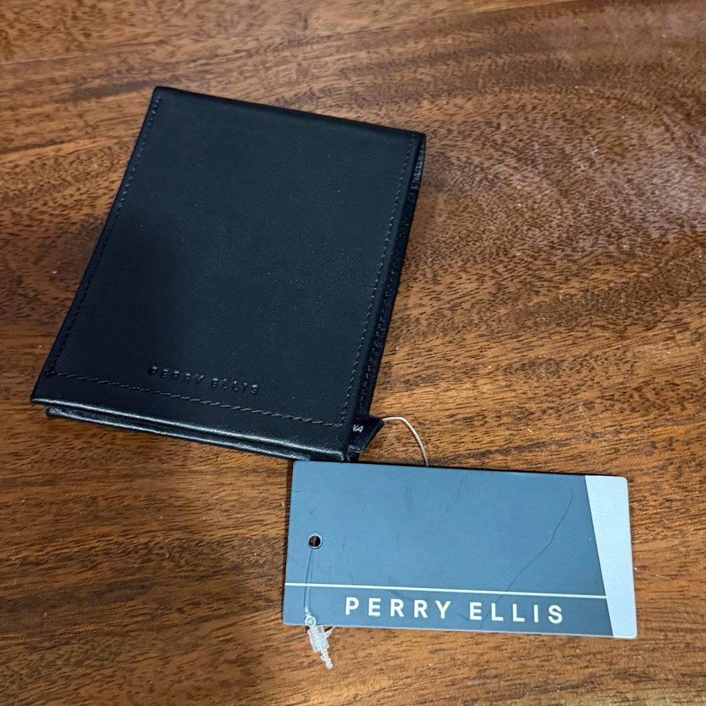 Perry Ellis Black Leather wallet and Card Holder